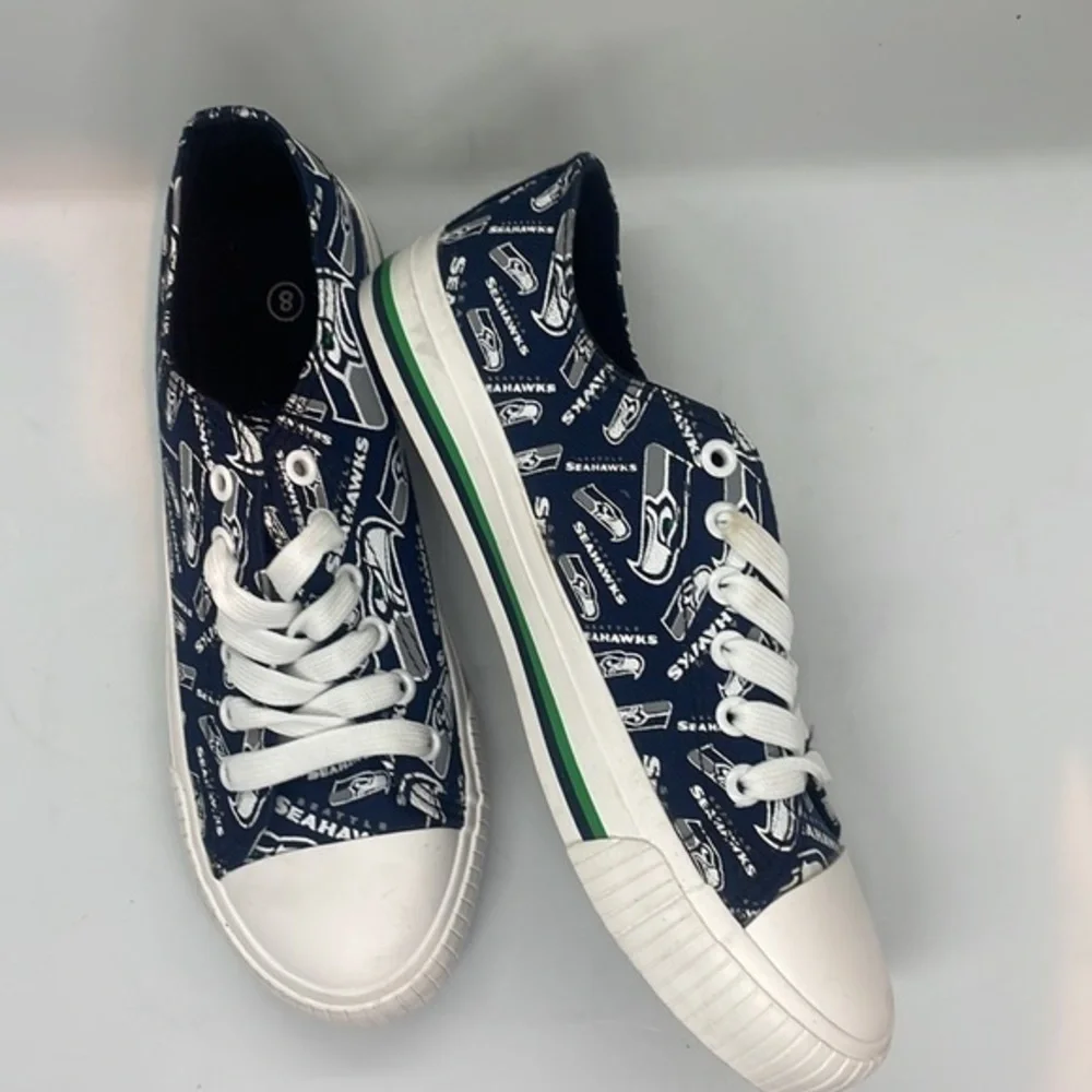 NWT NFL Seahawks shoes lace up sneakers size 8